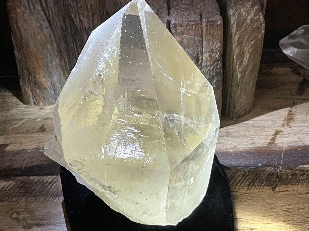 シトリン　巨大レコードキーパー群　神様の様なシトリン　トライゴーニック　アイリス