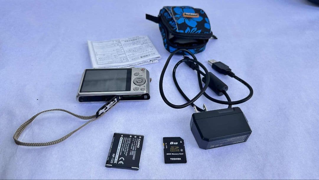 デジタルカメラ CASIO EXILIM EX-ZS35 20.1MP