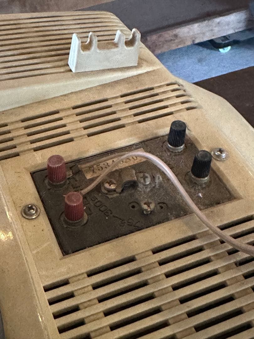 東芝 レトロカラーテレビ 10P102 ブラウン管 昭和　10インチ