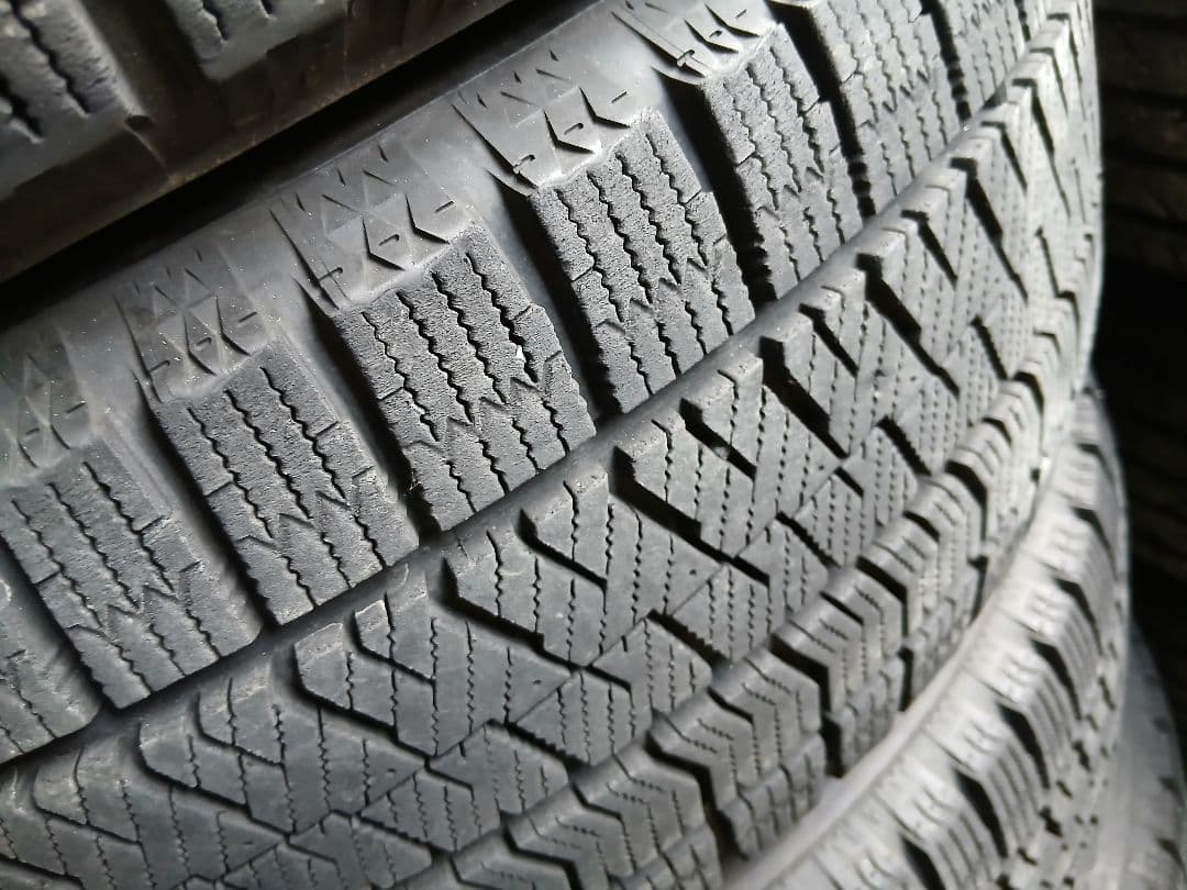 17インチ　スタッドレスタイヤ