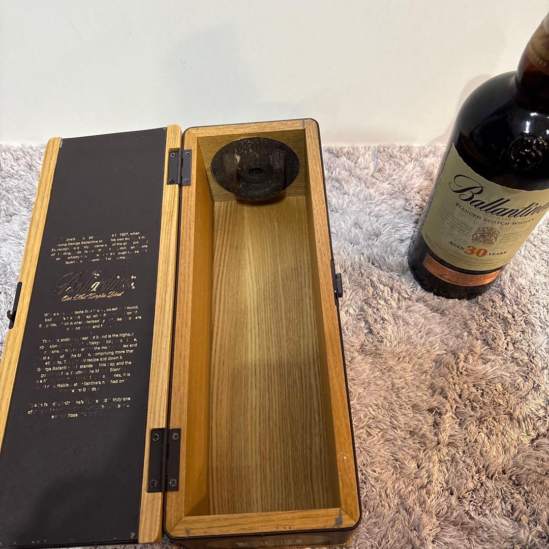 訳あり　新品未開封　バランタイン 30年　レア　木箱　ウイスキー