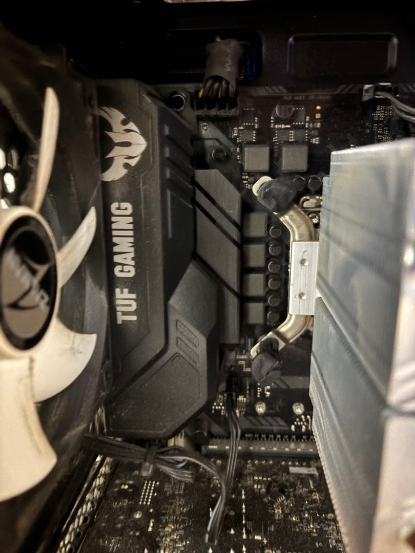 タワーPC(i5-8400,NVMeあり,500GB, RX470 (8 GB)