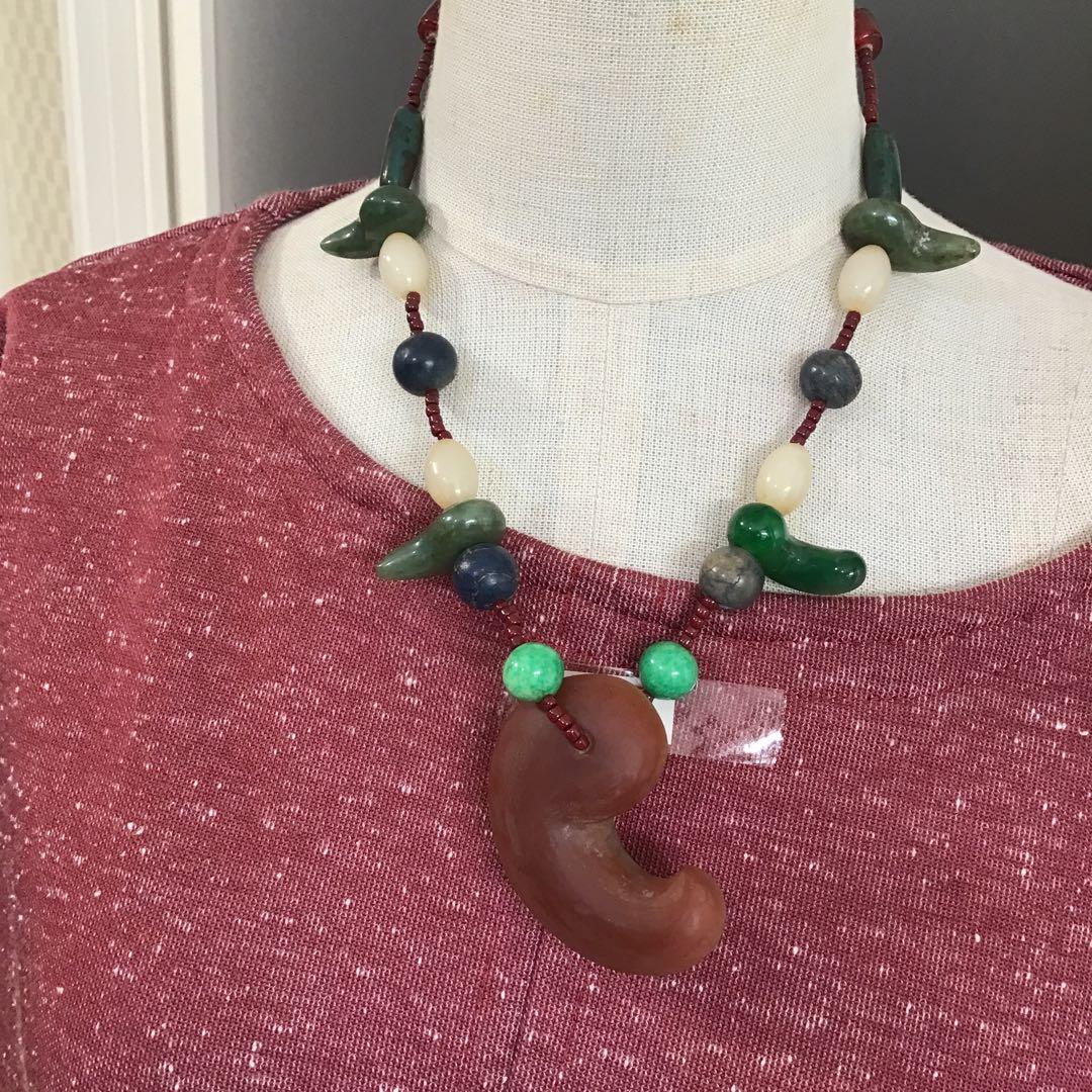 アンティーク　出土品　瑪瑙　勾玉　ネックレス　古墳時代　古代　浪漫　神話