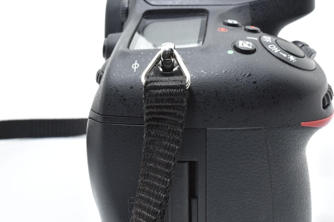 動確済 美品 Nikon D7100 シャッターカウント:3,332 #646