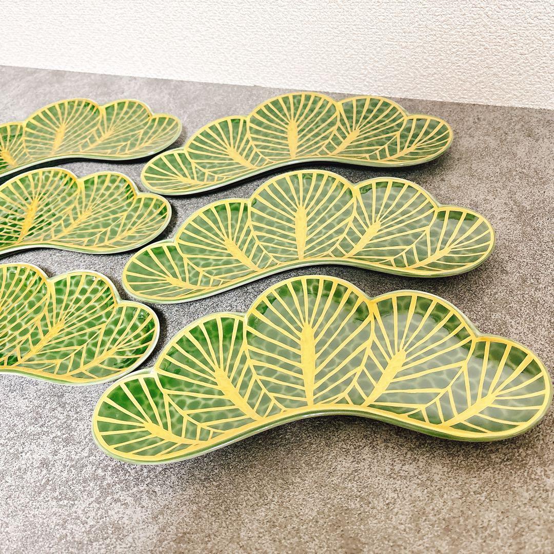 有田焼　幸楽窯　錦金松葉形前菜皿　茶緑金　6点セット