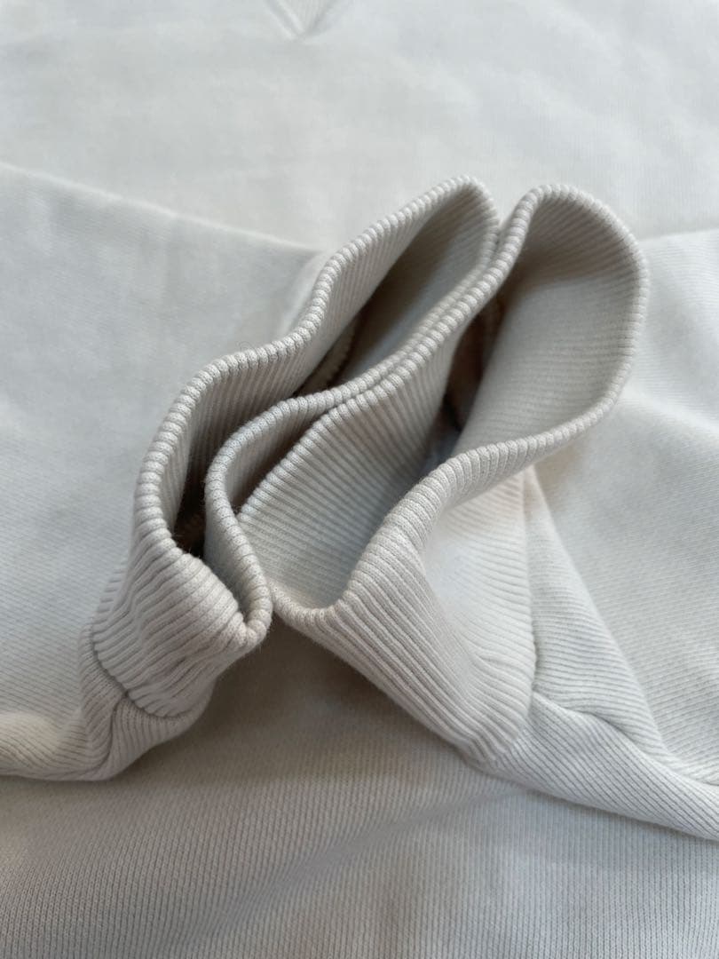 Entire Studios （エンタイアスタジオ）Box Crew SWEAT