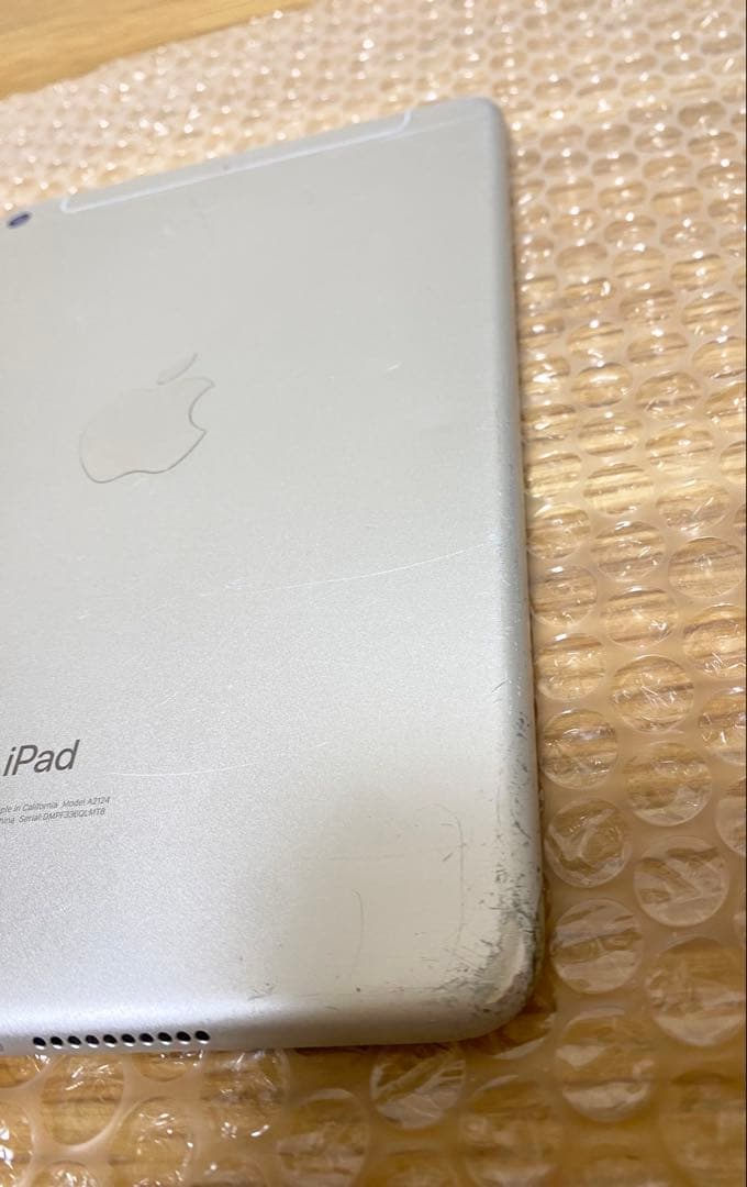 【ジャンク】iPad mini 5 64GB シルバー SIMフリー