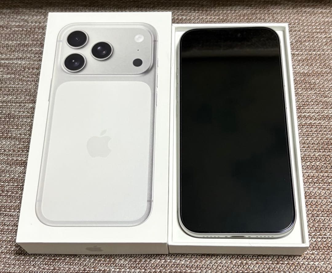 スマートフォン本体 iPhone17Pro silver 256GB