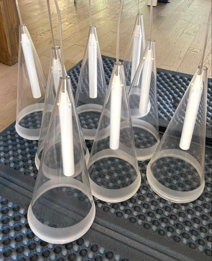 おてもと様　FLOS（フロス）「FUCSIA 8」　値下げ