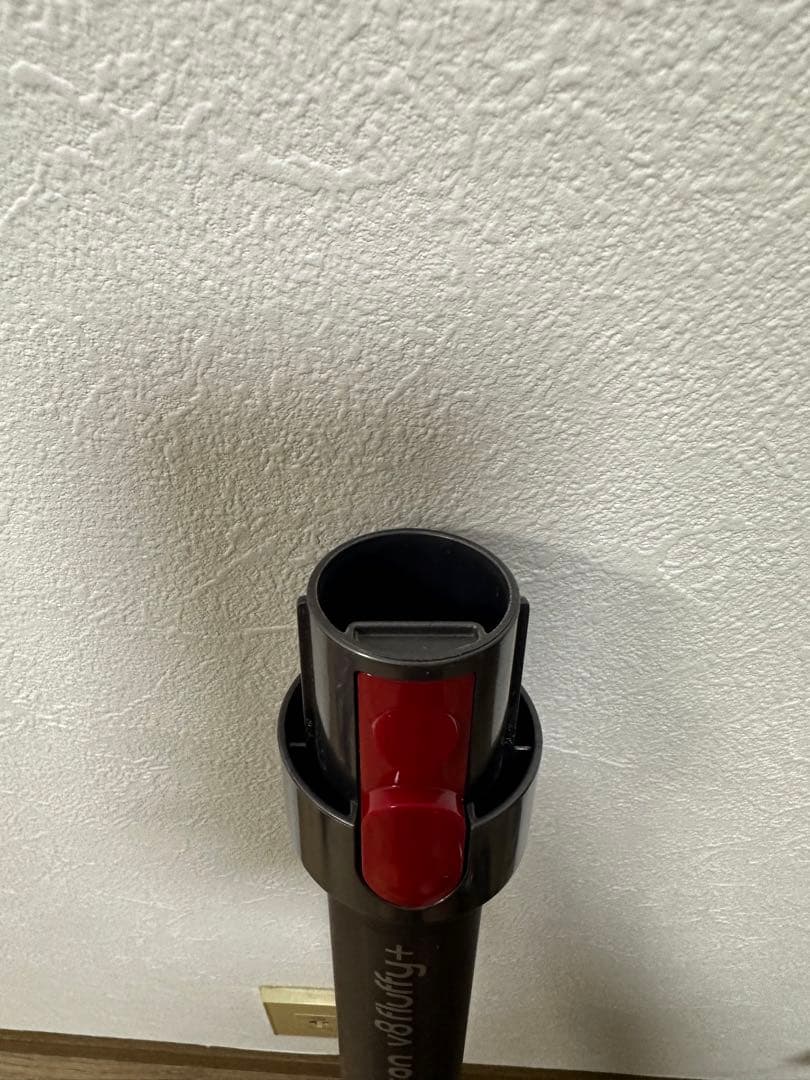 Dyson V8 Fluffy+ スティッククリーナー