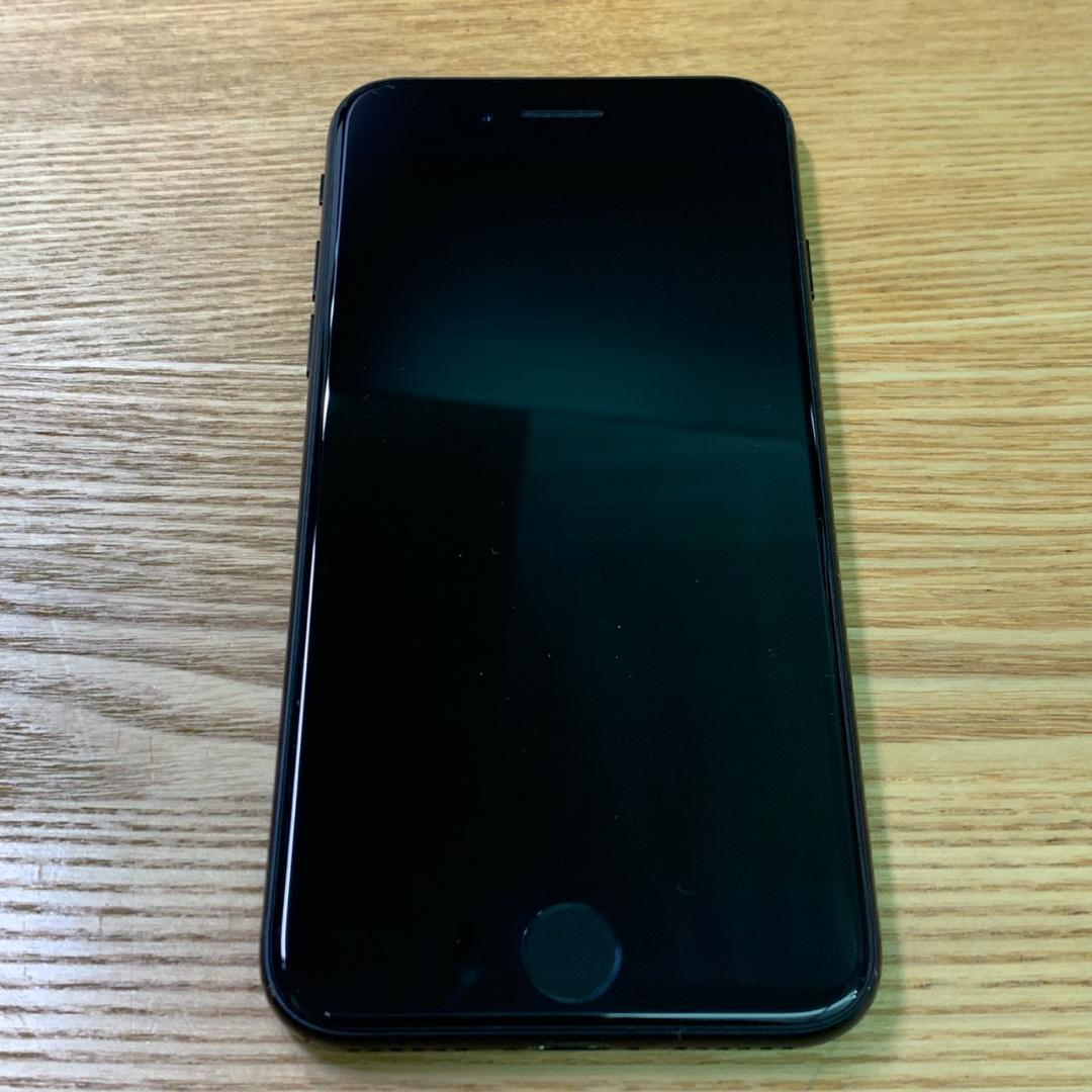 R6 SIMフリー iPhoneSE 第3世代 64GB おまけ付き