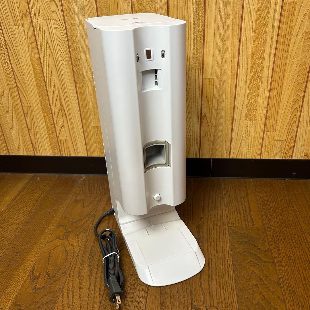 Panasonic MC-NS10K コードレス掃除機 2022年製　紙パック付