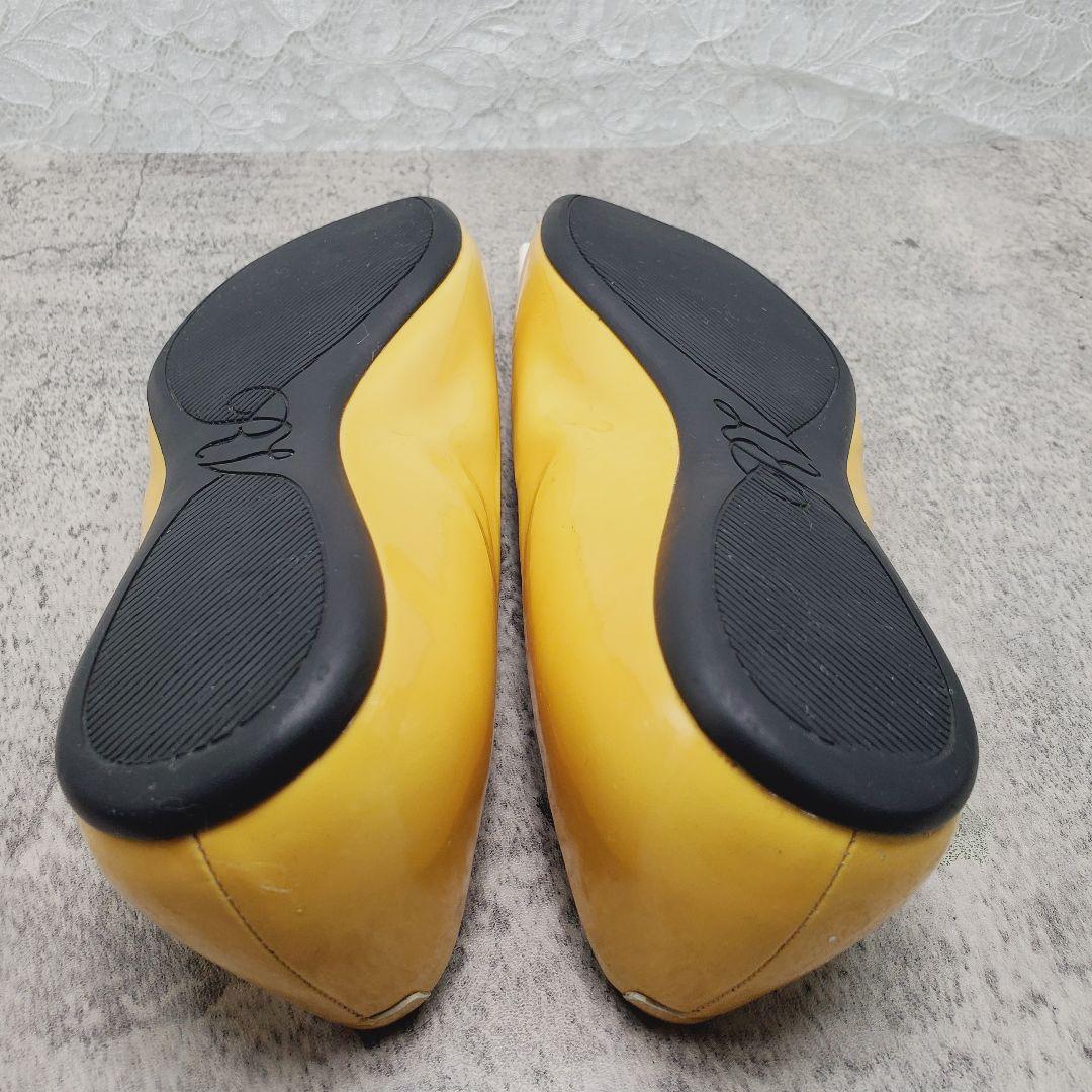 ✨ロジェヴィヴィエ✨リップモチーフ フラットシューズ 37 イエロー パテント