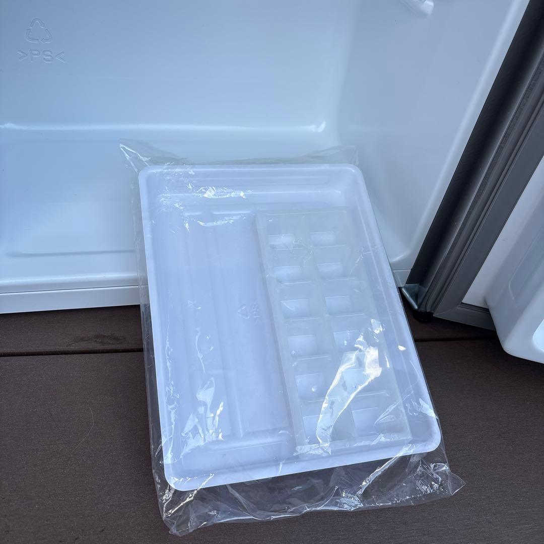 ハイセンス　小型冷蔵庫 HR-A45S 2025年製