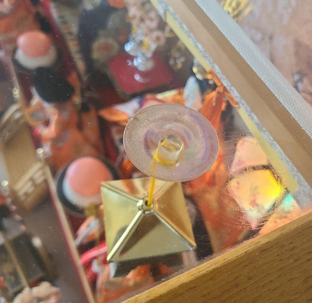 【特選】雛人形　雛飾り　親王飾　彫刻　日本人形　オルゴール付き　ケース入り