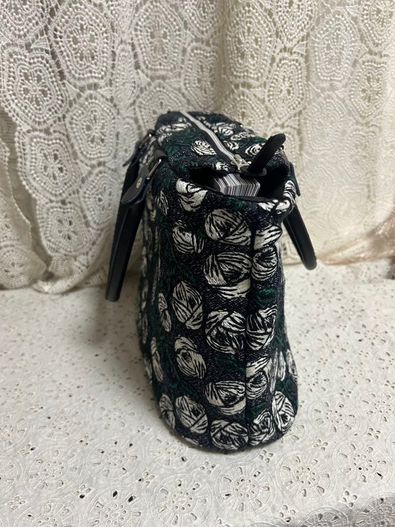 ミナペルホネンハンドメイド　rosyネイビー　本革持ち手，楕円底トートL