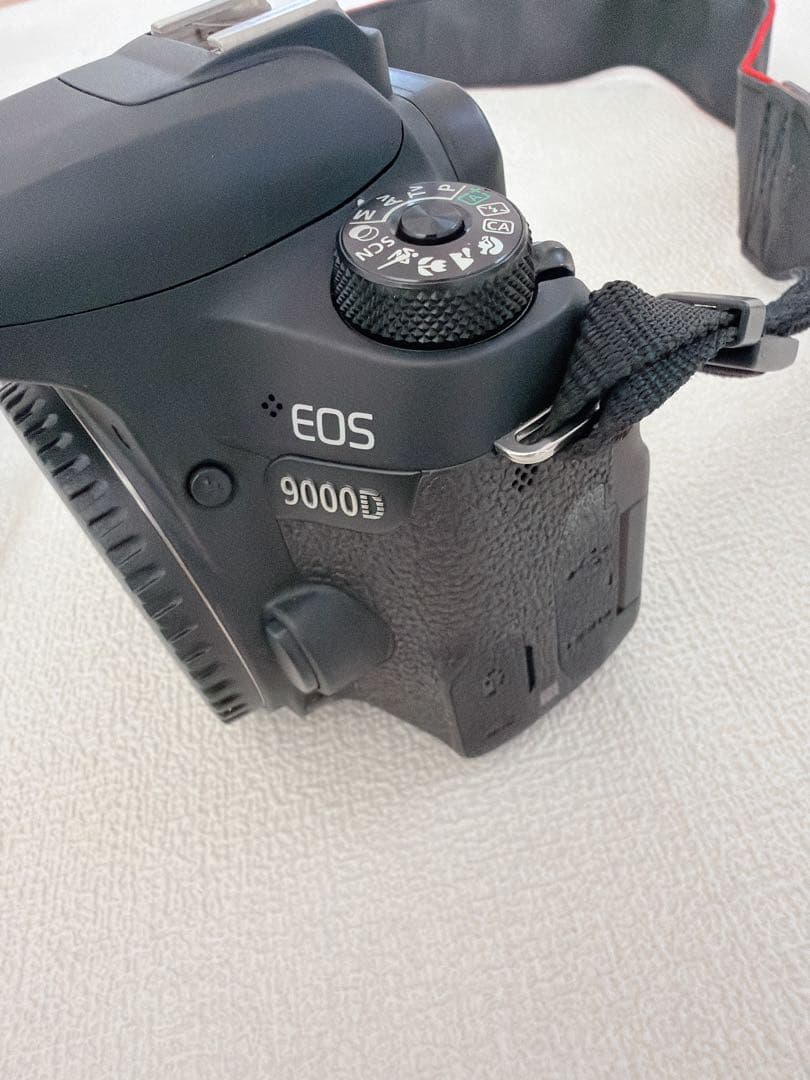 【美品】CANON EOS 9000D 一眼レフカメラ