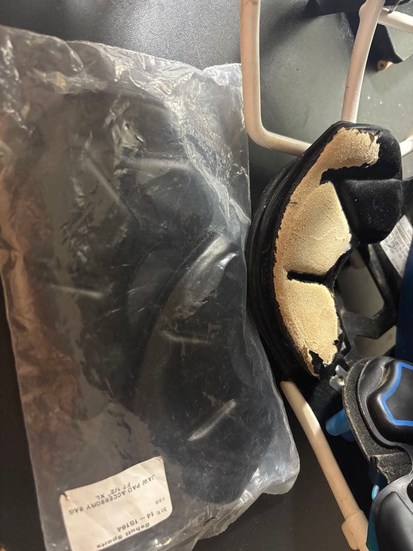 Schutt ブラック F7 アメリカンフットボールヘルメット XLサイズ