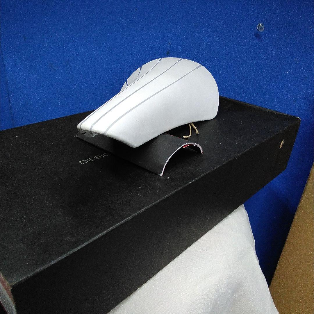 新品未使用 fi'zi:k Volta R1 カーボン サドル192g ホワイト