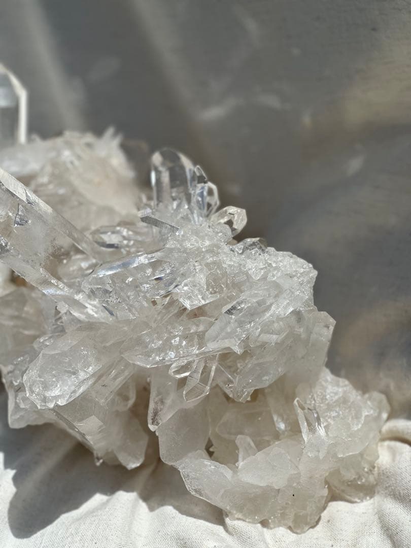 【ヒマラヤ水晶 インド マニハール産 ♡ 透明度高！ 水晶クラスター】