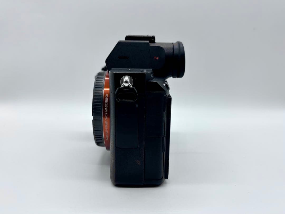 SONY α7Ⅲ ILCE−7M3ミラーレス一眼本体＋バッテリー＋チャージャー