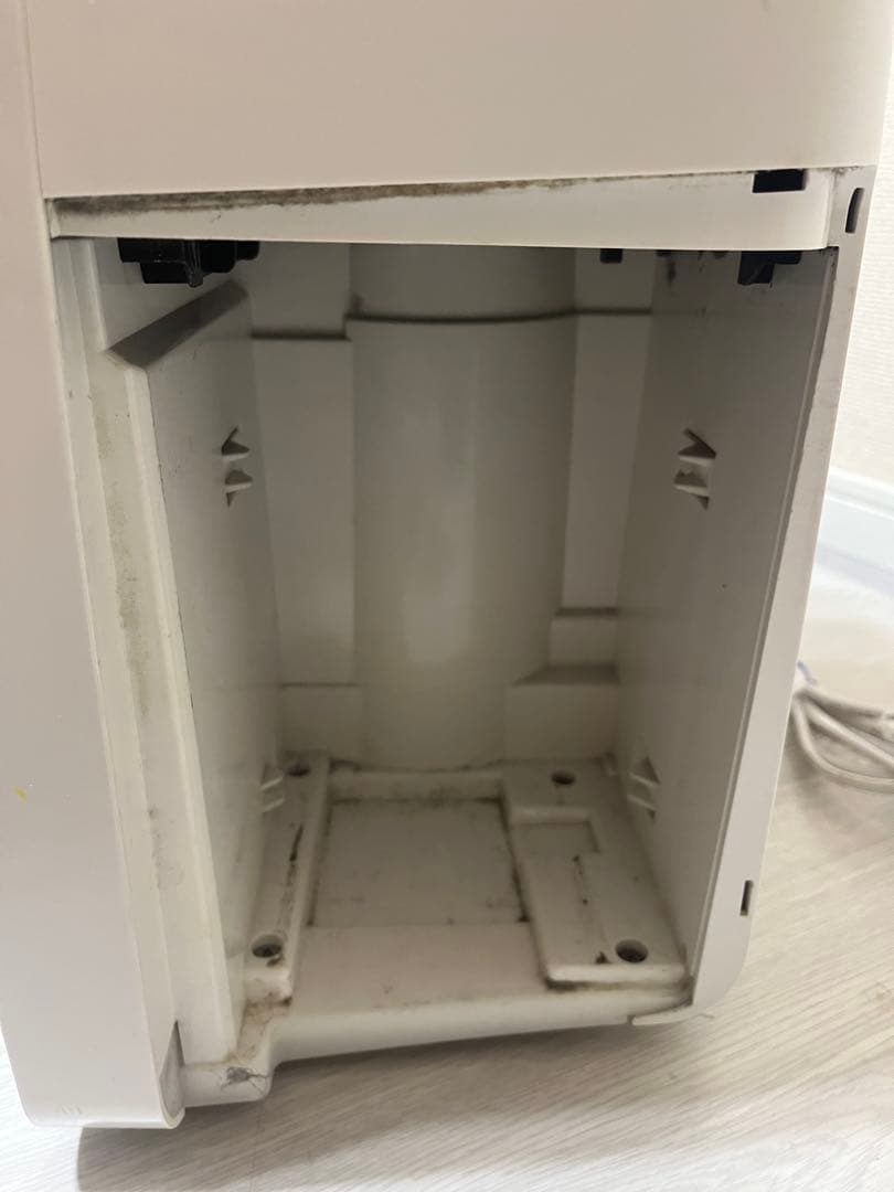 【動作良好】シャープ 衣類乾燥除湿機 CV-J71-W プラズマクラスター