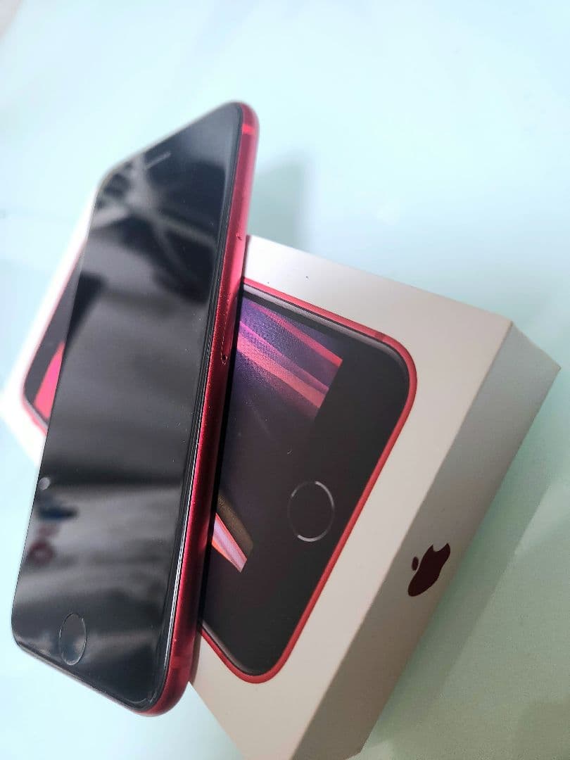 iPhone SE (第2世代) 64GB 赤 (レッド) 本体 SIMフリー