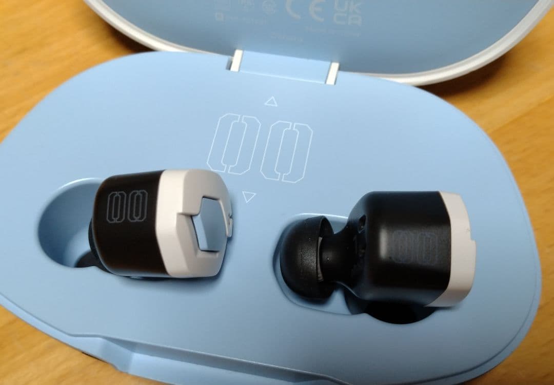 EVA2020 x final ワイヤレスイヤホン REIモデル 綾波レイ