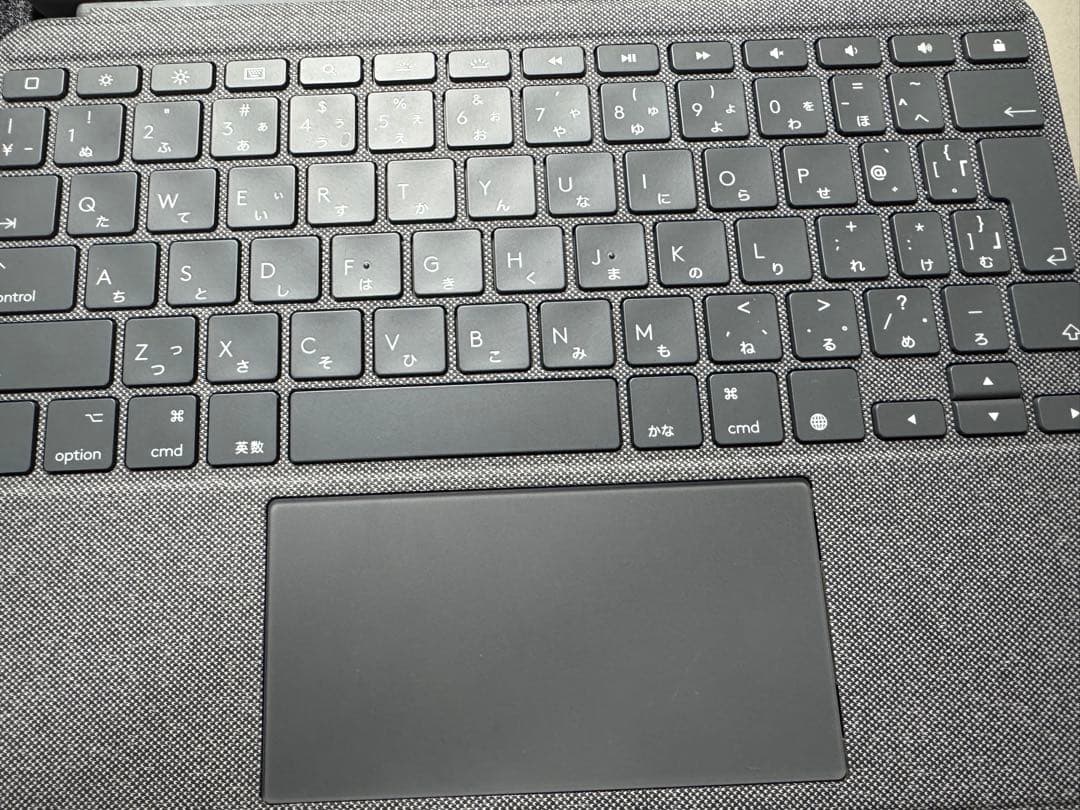 iPad Air第５世代(64GB)+ Logicool ComboTouch