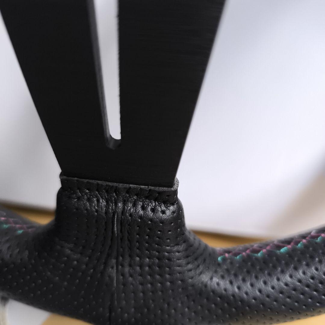 HKSタイプ　ステアリングホイール 350mmディープコーン85mm