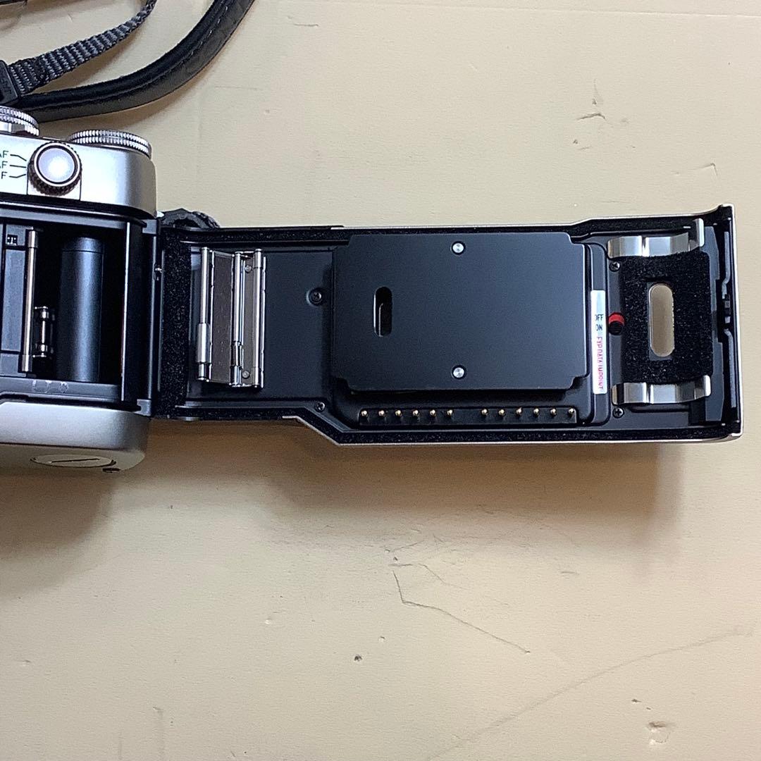 CONTAX G2-D 〈データバックGD-2装備〉未使用に近い。レンズ3本