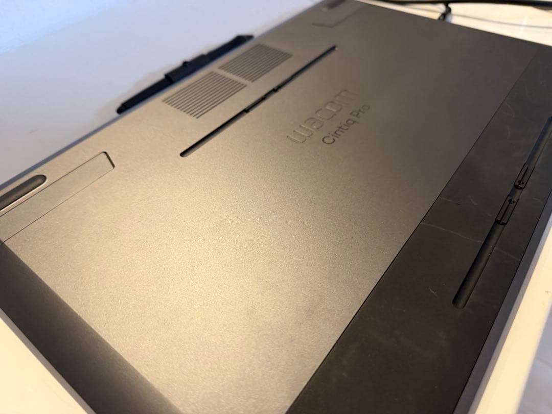 Wacom Cintiq pro16液晶ペンタブレット本体