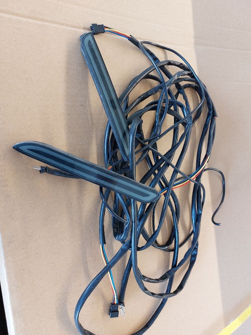 20 アルファード、ヴェルファイア LED リアテール ランプ