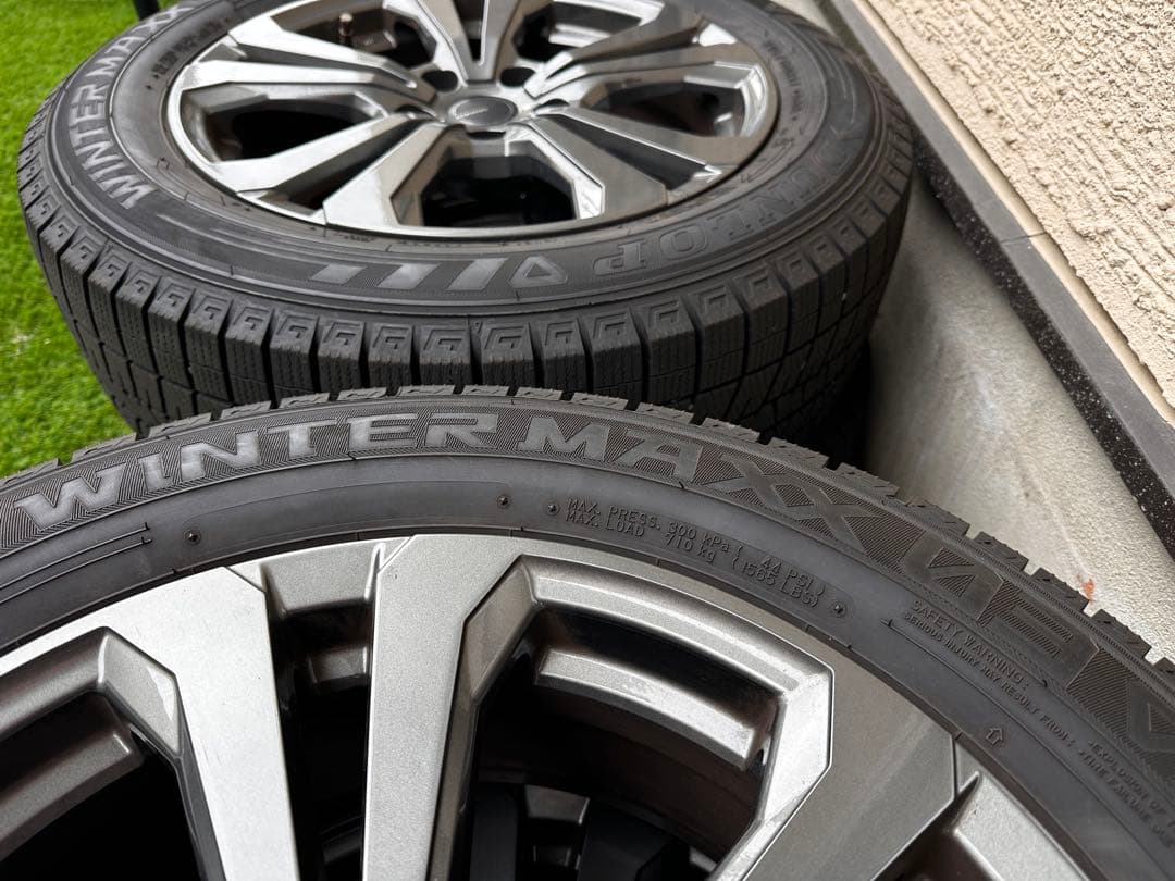 ルノーキャプチャー　17インチホイールスタッドレスタイヤセット215/60R17