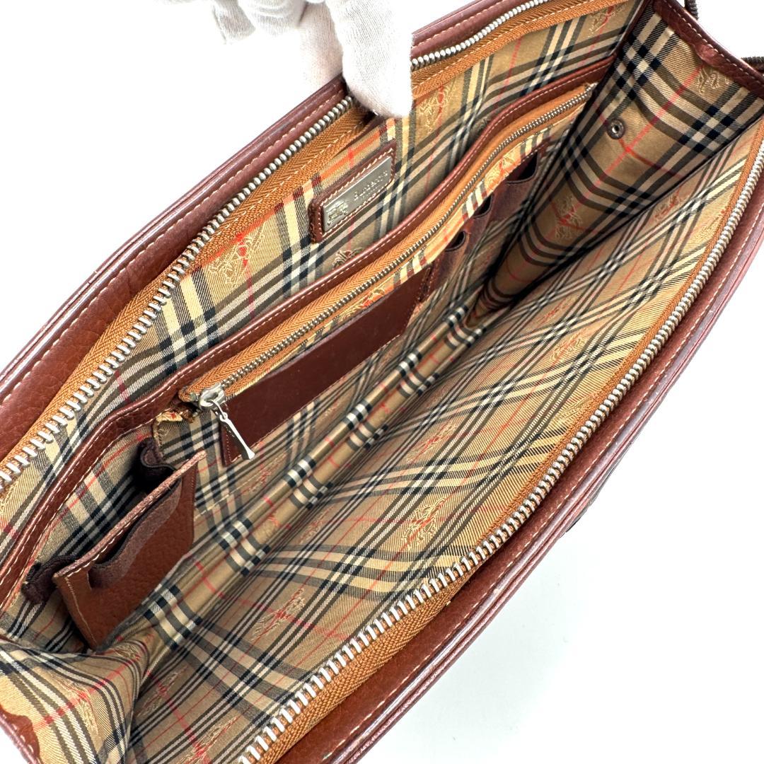 Burberry　レザー　ビジネスバッグ　ブリーフケース　バーバリー