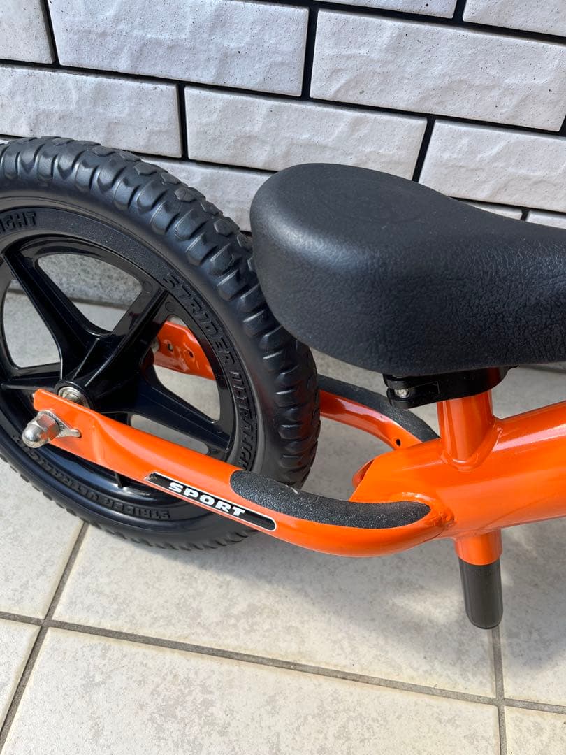 STRIDER ストライダー スポーツ モデル 日本正規品 オレンジ 12インチ