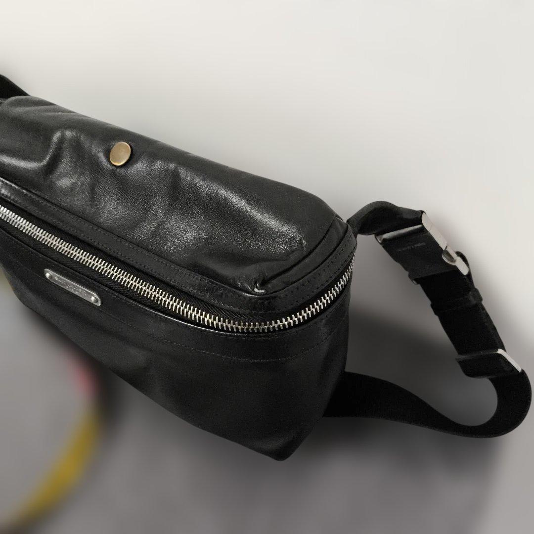 SAINT LAURENT サンローラン 本革製 ショルダーバッグ