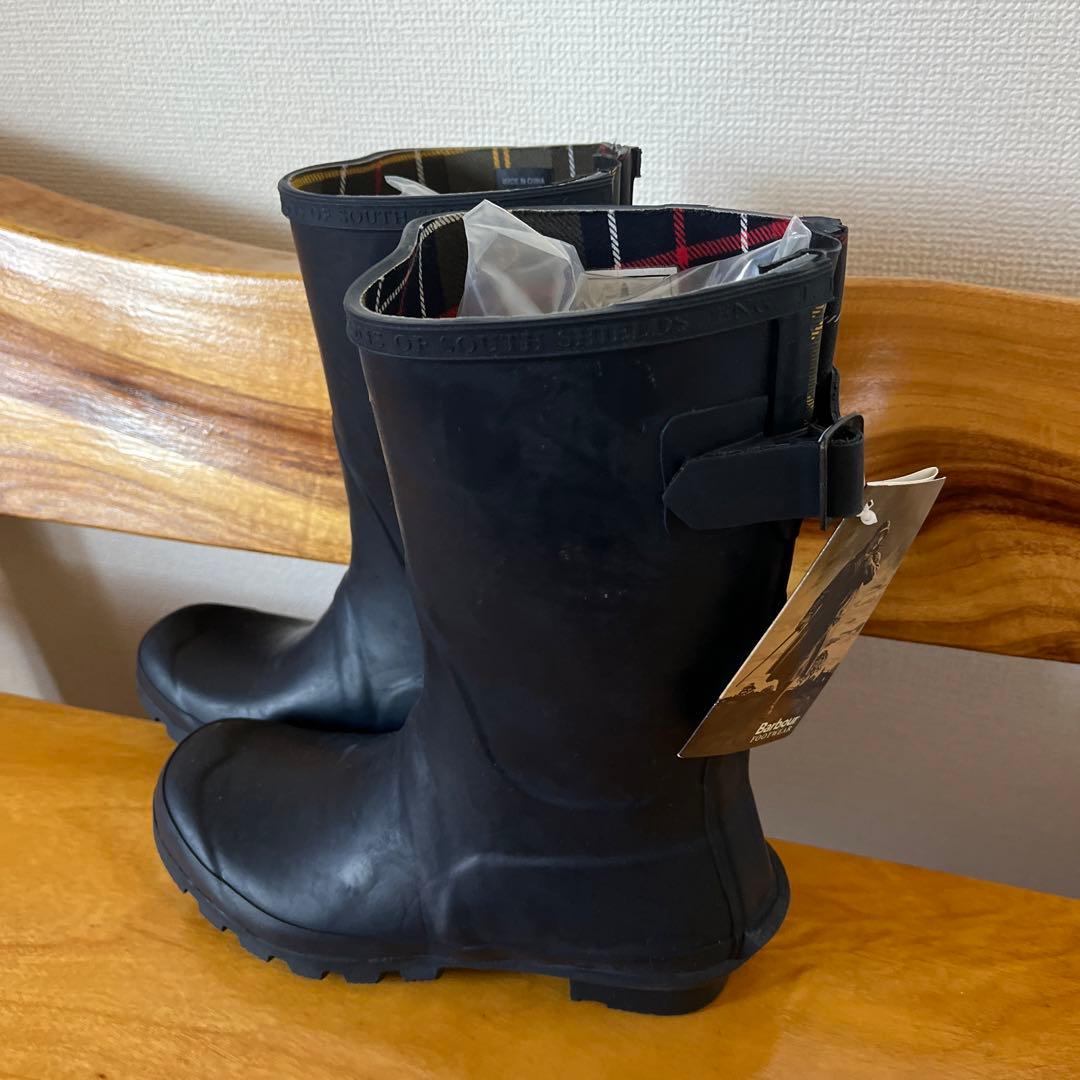 【290】レディースBarbourラバーブーツ ネイビーUS6.5