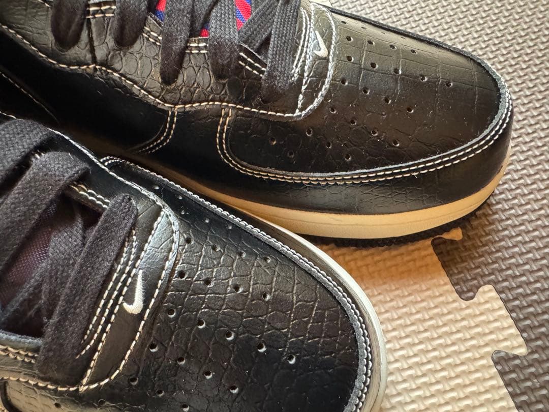 エア フォース 1 ミッド '07 ブラック/ペールアイボリー/ブラック