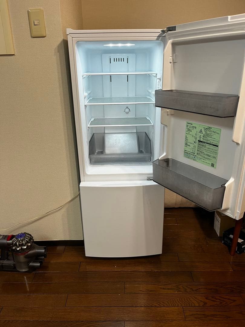 TOSHIBA 冷蔵庫 GR-U15BS(W)