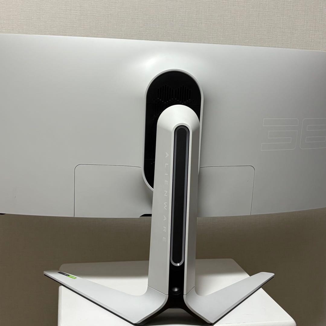 Alienware AW3821DW ゲーミングモニター