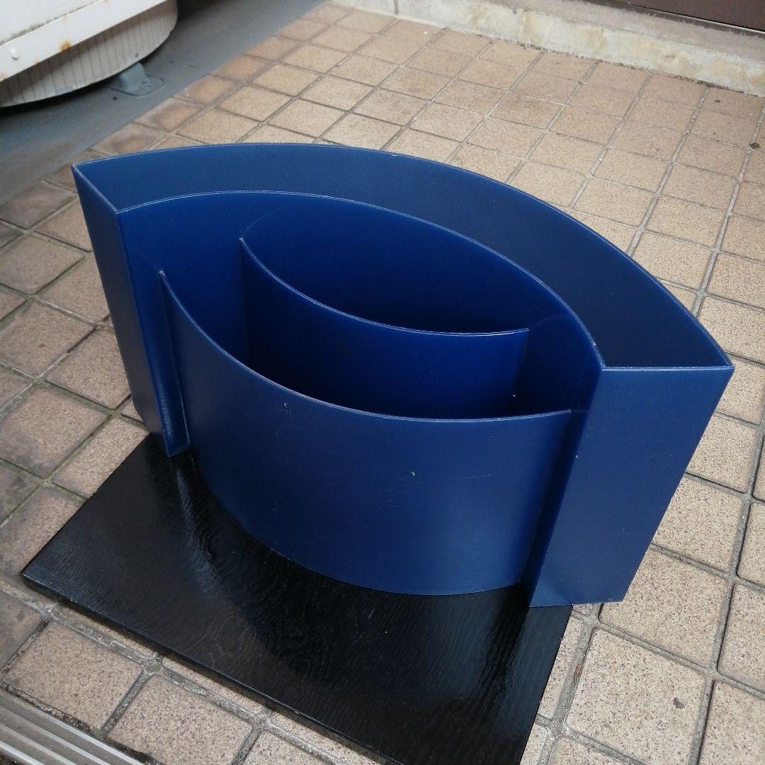 イタリア製　AUTHENTICS　マガジンラック　50cm