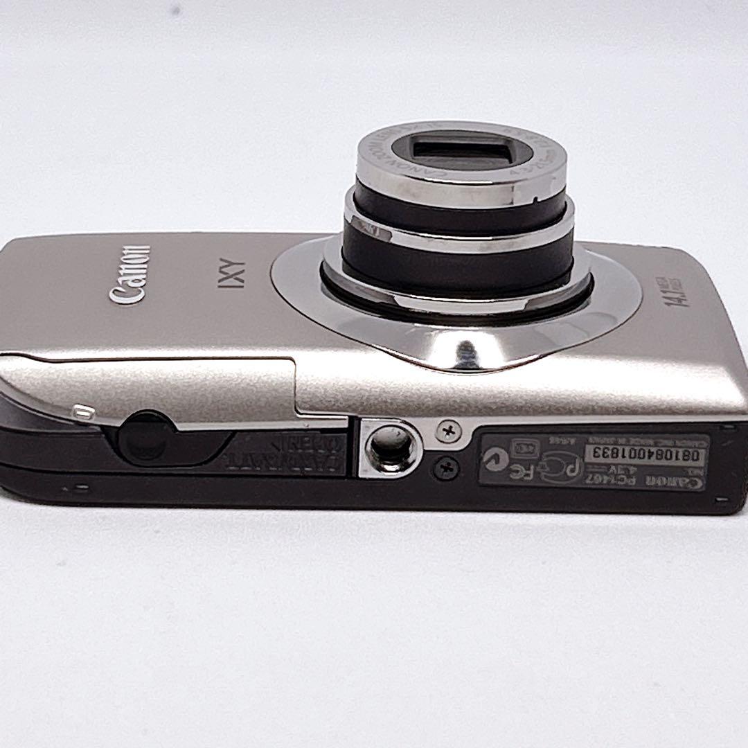 美品　Canon IXY 10S シルバー　コンパクトデジカメ　付属品あり
