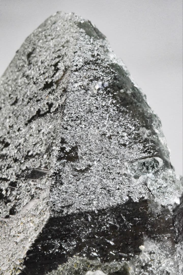 マニハール産 クローライトオンルチルクォーツ