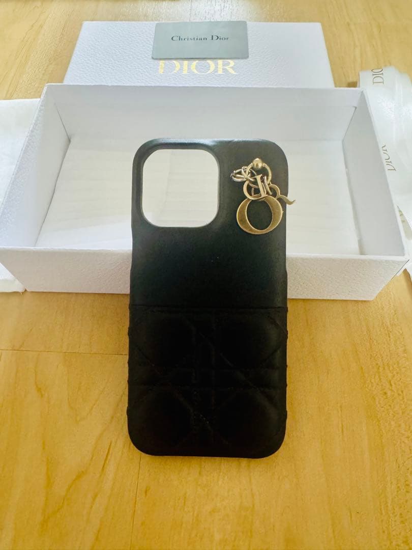 正規品Dior キルティング iPhone 15 Pro Maxケース ブラック