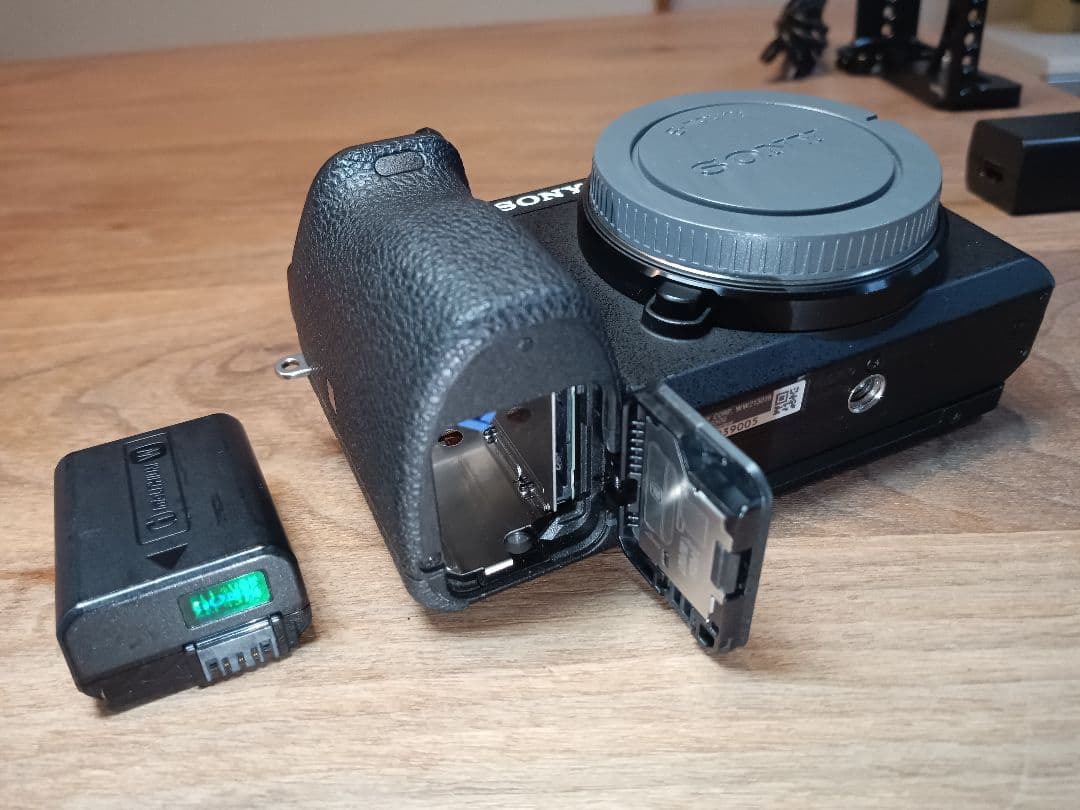 S数5470回【センサー清掃+SmallRig付】 SONY α6500 ボディ