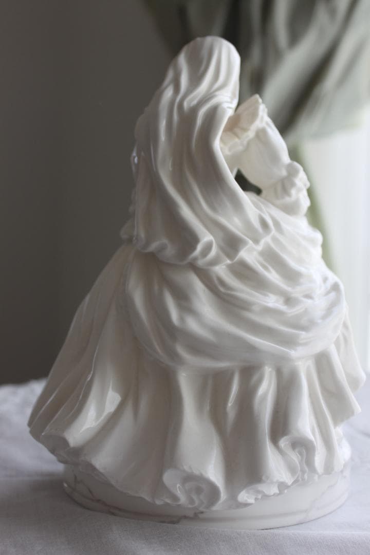 コールポートフィギュリン【ダイアナ】