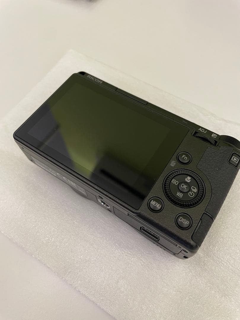【1/31まで限定価格】 RICOH GRIII ショット回数1258回