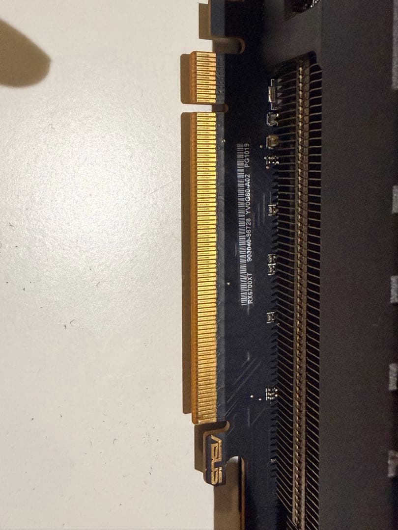 ASUS TUF RX 6700 XT O12G-GAMINGグラフィックカード