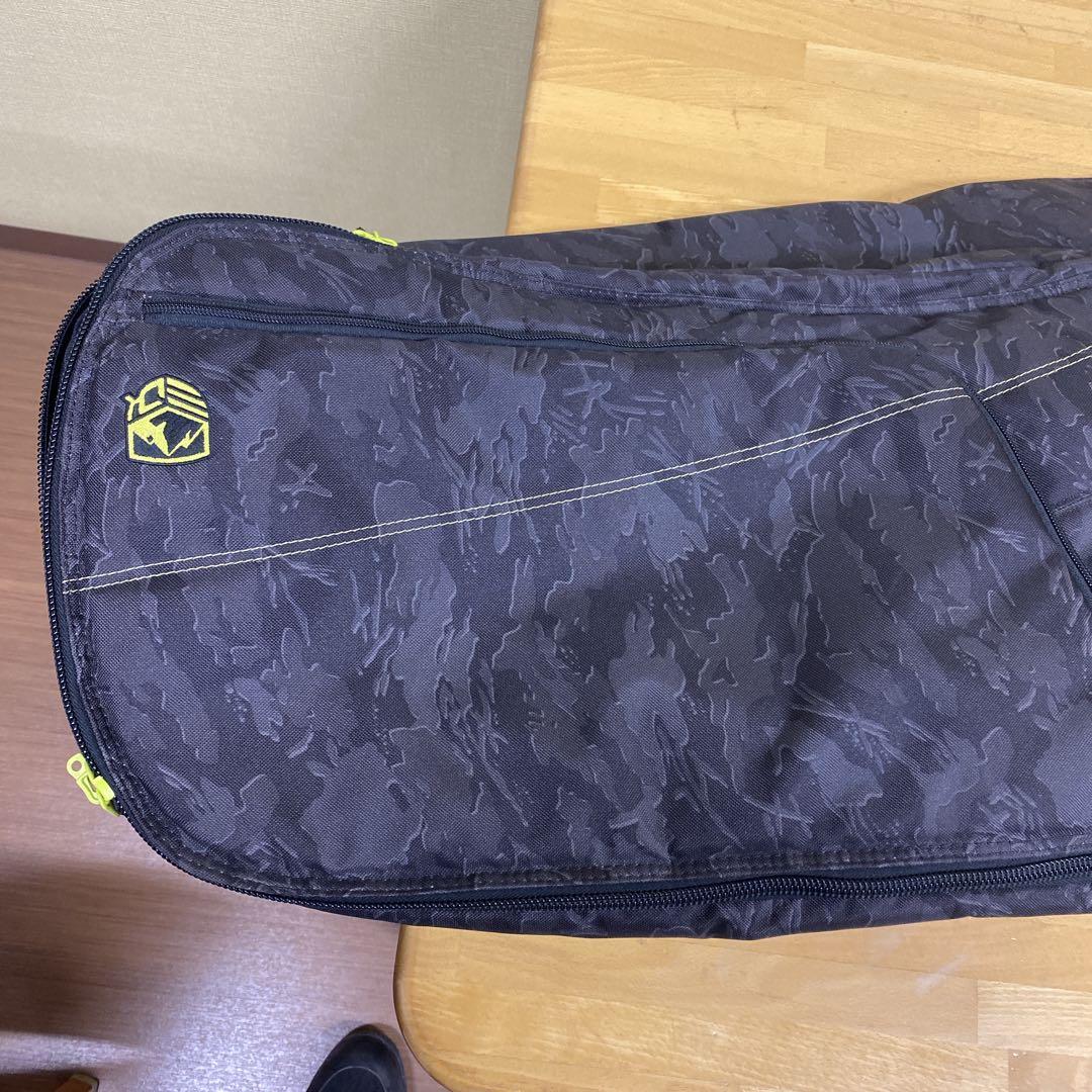 ★美品★DAKINE Low Roller スノーボードバッグ キャスター付き